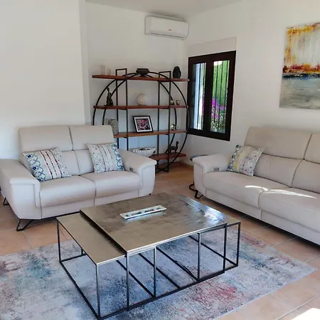 Astoria Villa
